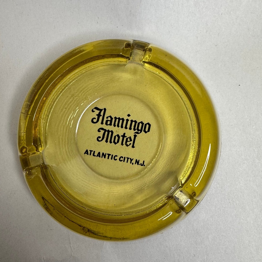 Vintage Flamingo Motel Atlantic City NJ Amber Glass Ashtray Tobacciana Souvenir